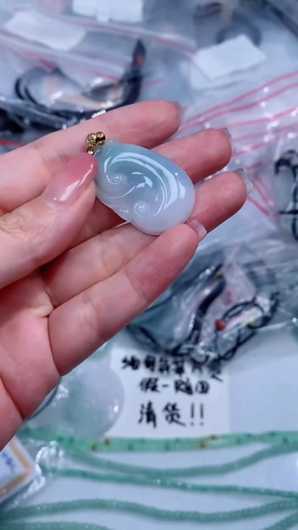 翡翠银S925镶嵌颈饰吊坠