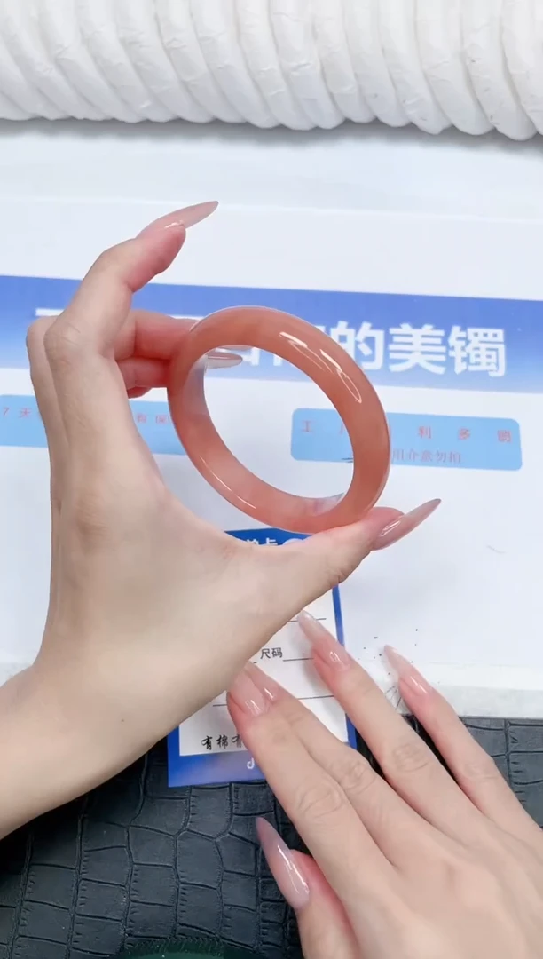 未镶嵌手镯石英质玉116-58