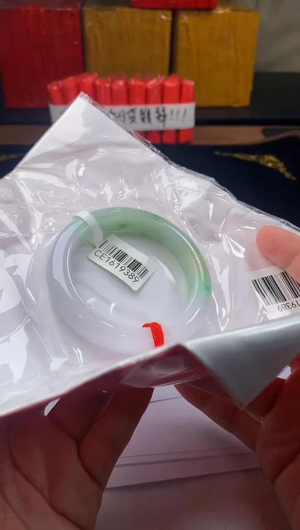 未镶嵌定制翡翠5073毛货不退不换 59-60圈