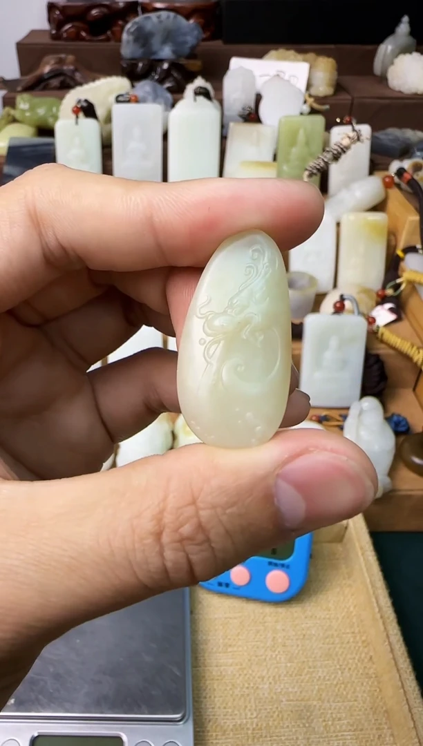 【闪购商品】和田玉颈饰未镶嵌龙