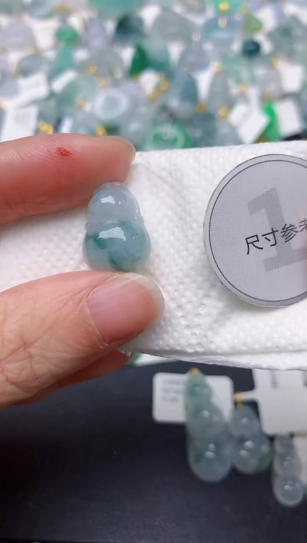 颈饰未镶嵌翡翠天然缅甸A货翡翠