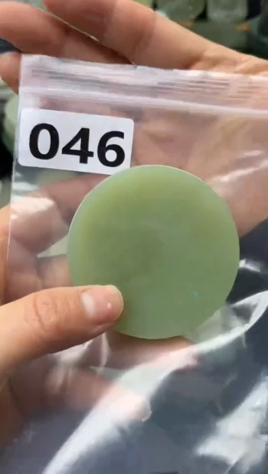 未镶嵌和田玉珠宝半成品镯芯