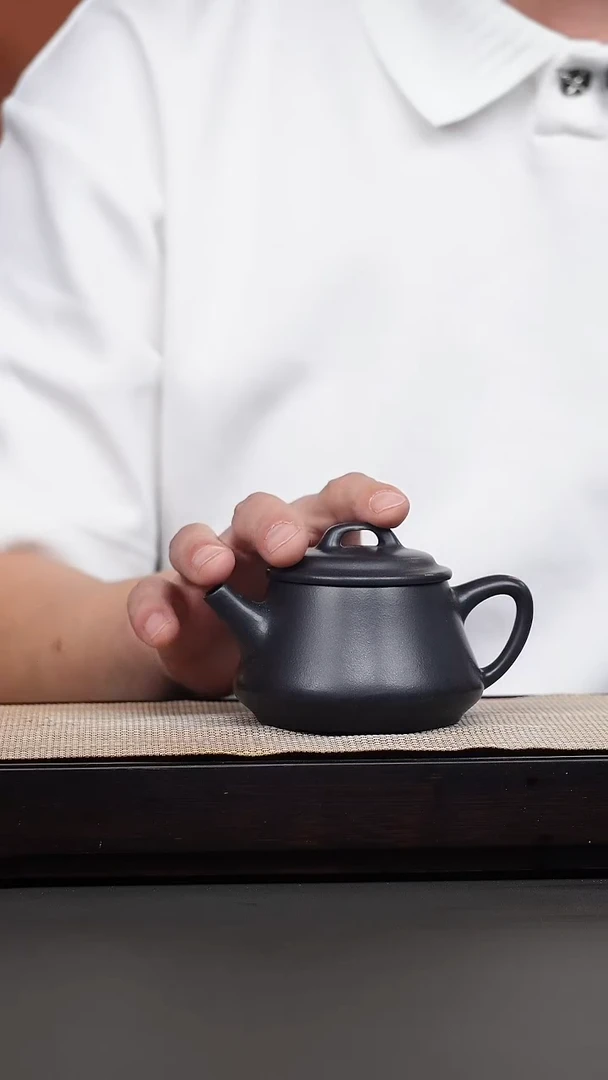 茶壶紫砂黑泥础瓢