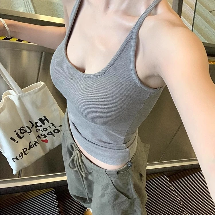 挂脖遮副乳带胸垫吊带背心女夏外穿内搭打底修身收腰美背无袖上衣