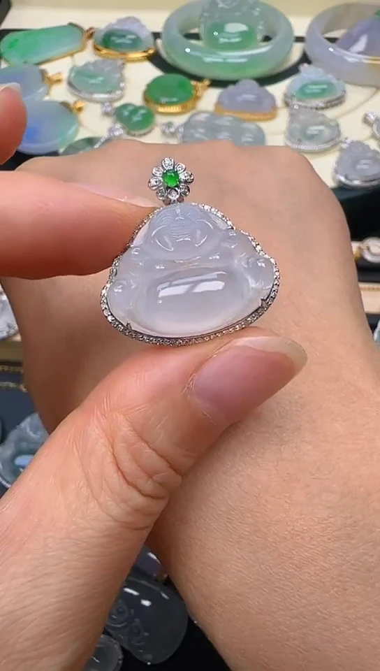 颈饰18K金镶嵌翡翠佛公