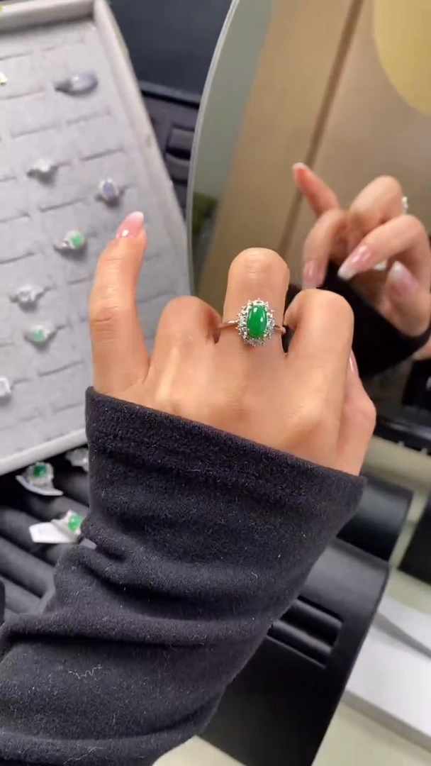 【闪购商品】翡翠戒指银S925镶嵌9264