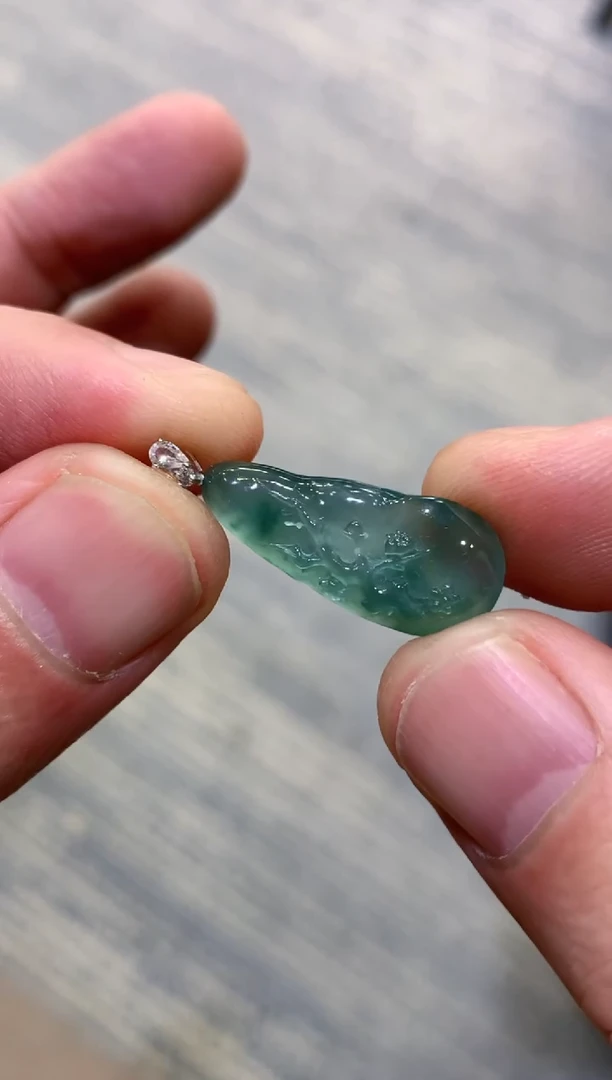 颈饰未镶嵌翡翠天然A货翡翠