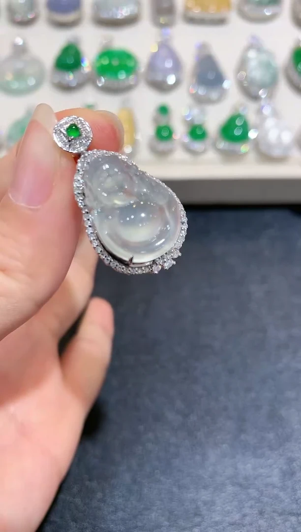 【闪购商品】翡翠颈饰18K金镶嵌B129