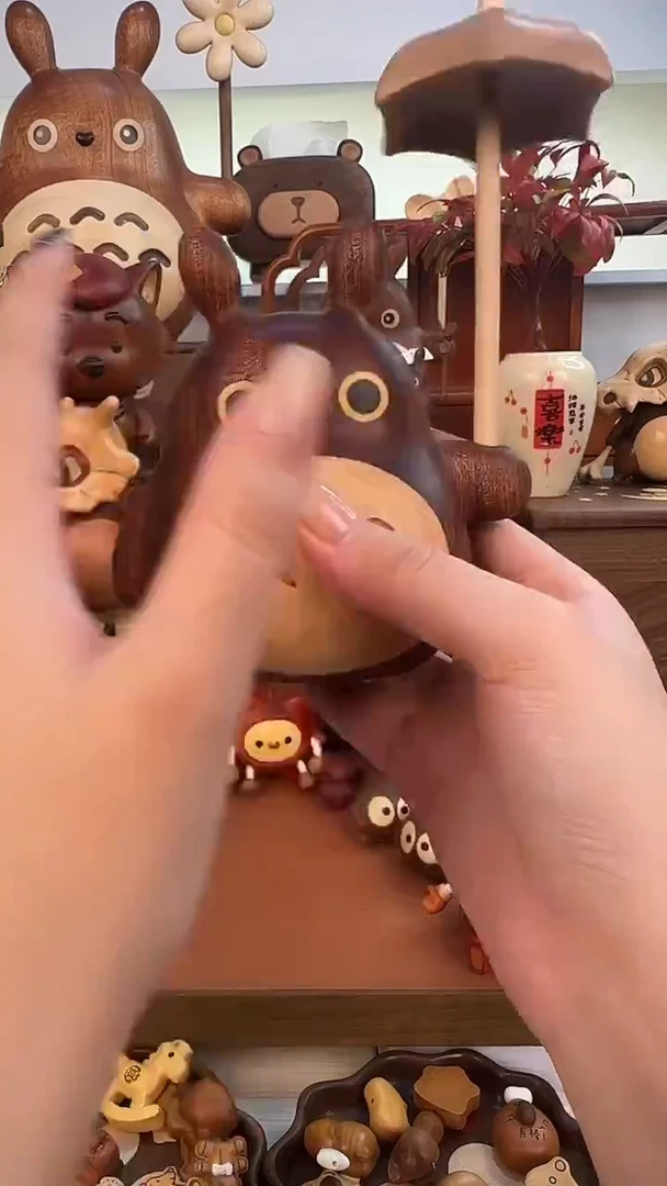 木胡桃木7小伞龙猫12.5cm/个