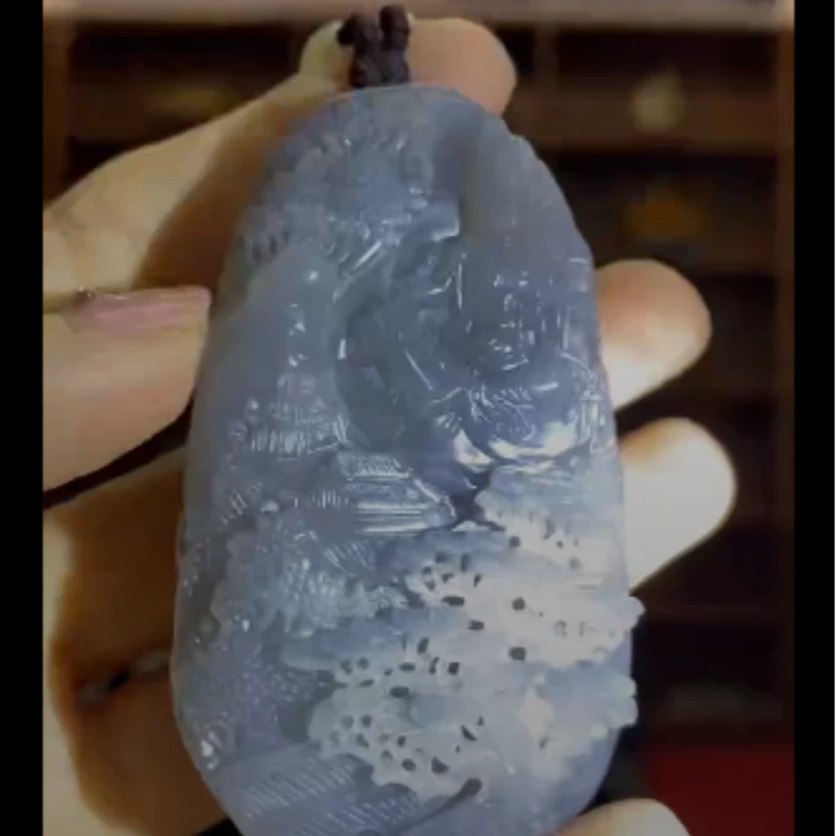 和田镂空观音吊坠