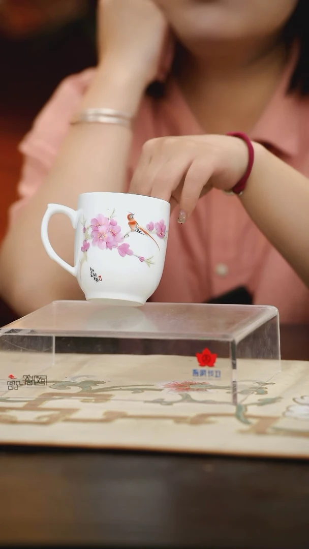 K**g1头水点桃花小金钟杯