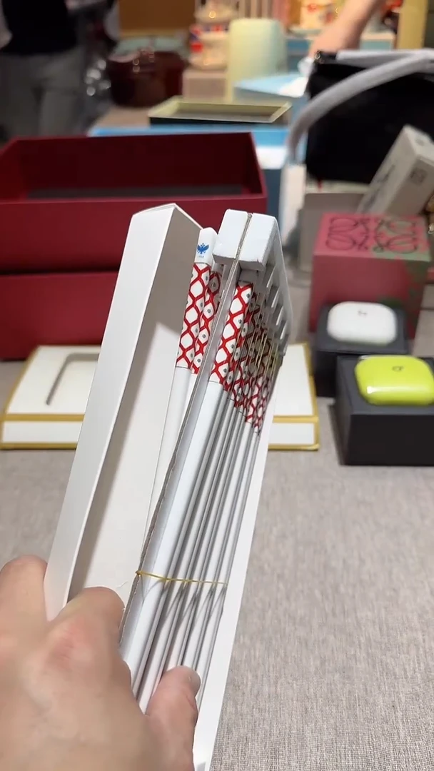 【闪购商品】瓷片正品保真，清库存