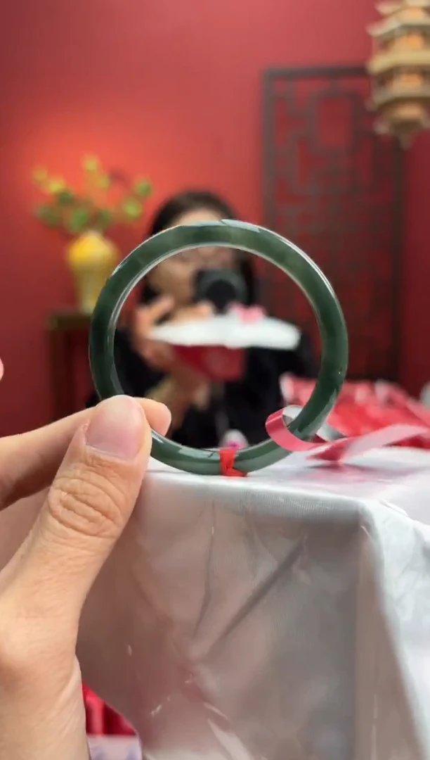 未镶嵌手镯（圆镯）翡翠翡翠手镯5