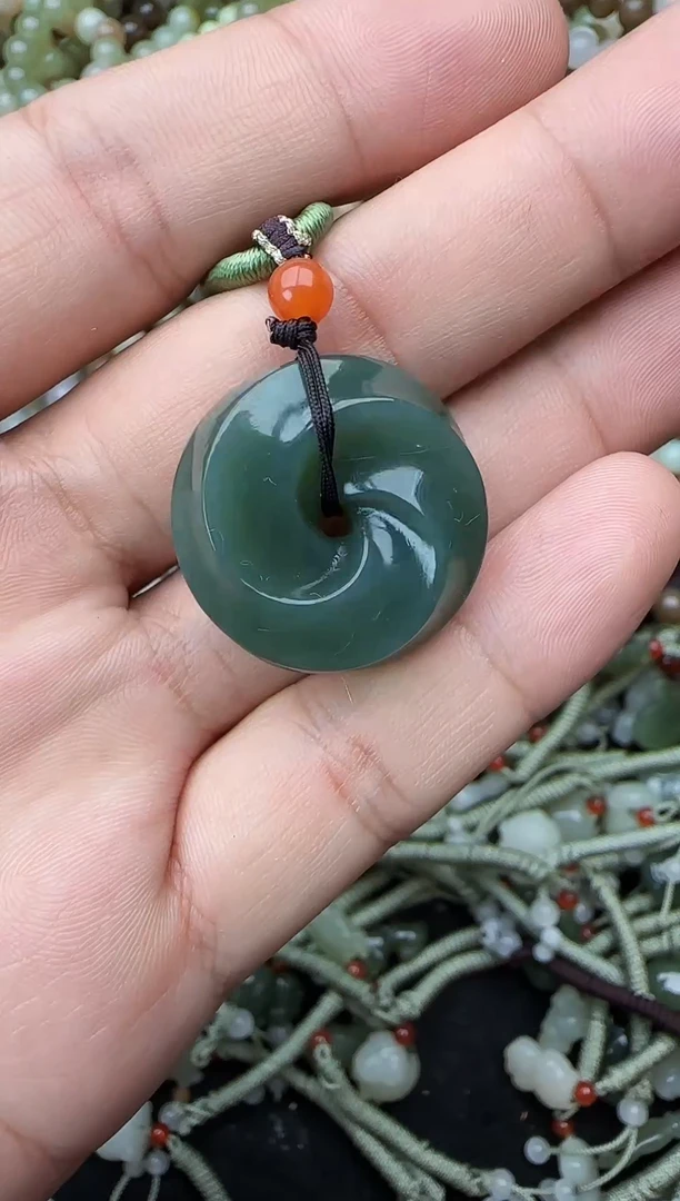 项链未镶嵌和田玉拍一发一