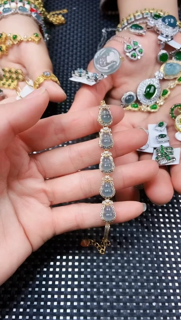 【闪购商品】翡翠手链未镶嵌11111111111