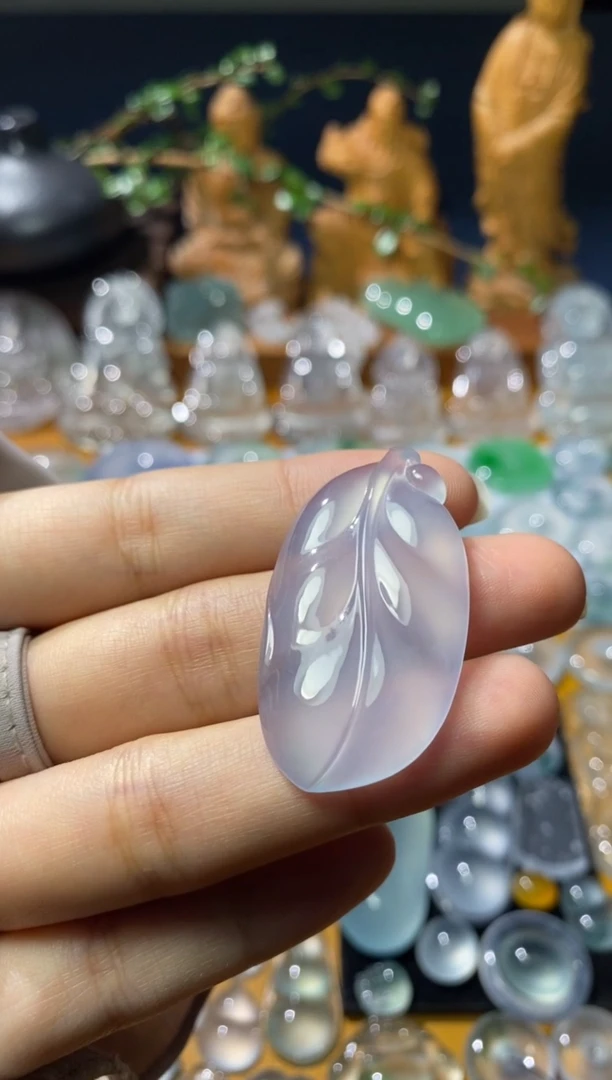 吊坠(不含链)未镶嵌翡翠芭蕉叶