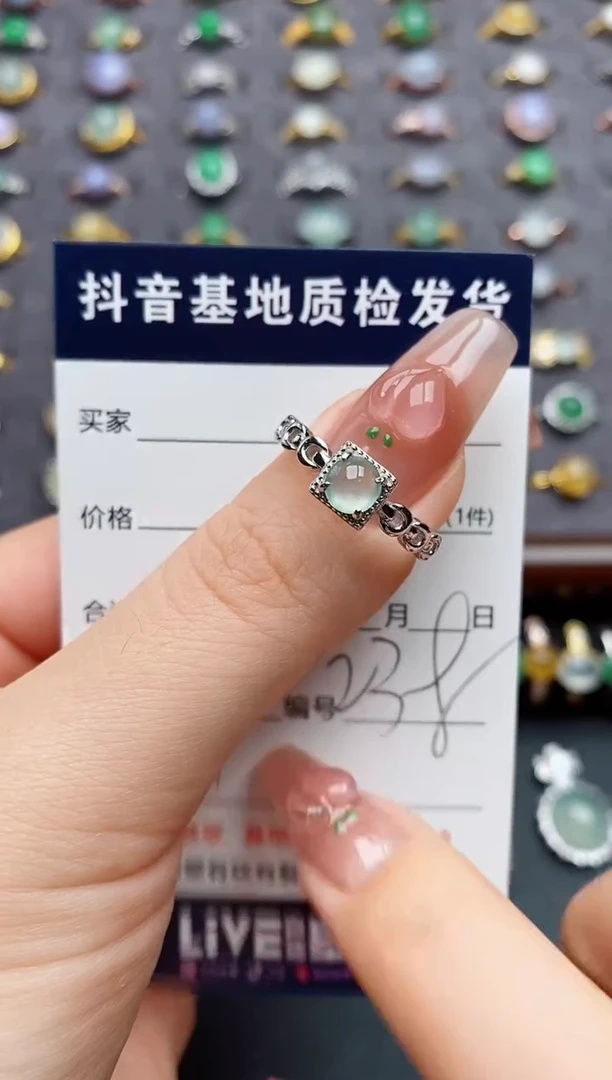银S925镶嵌戒指翡翠..