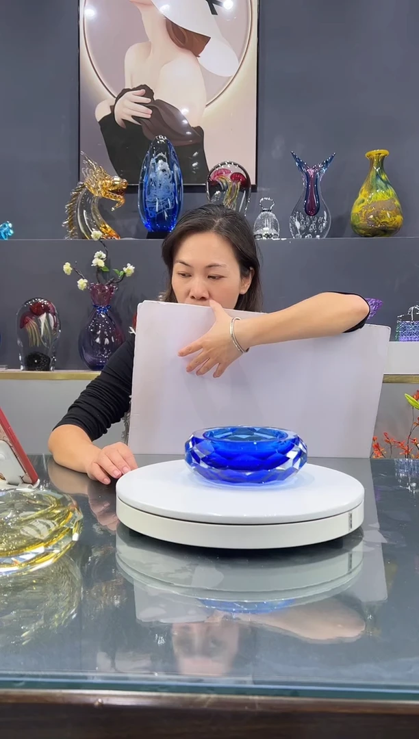 手工艺品琉璃 水晶琉璃烟灰缸1个