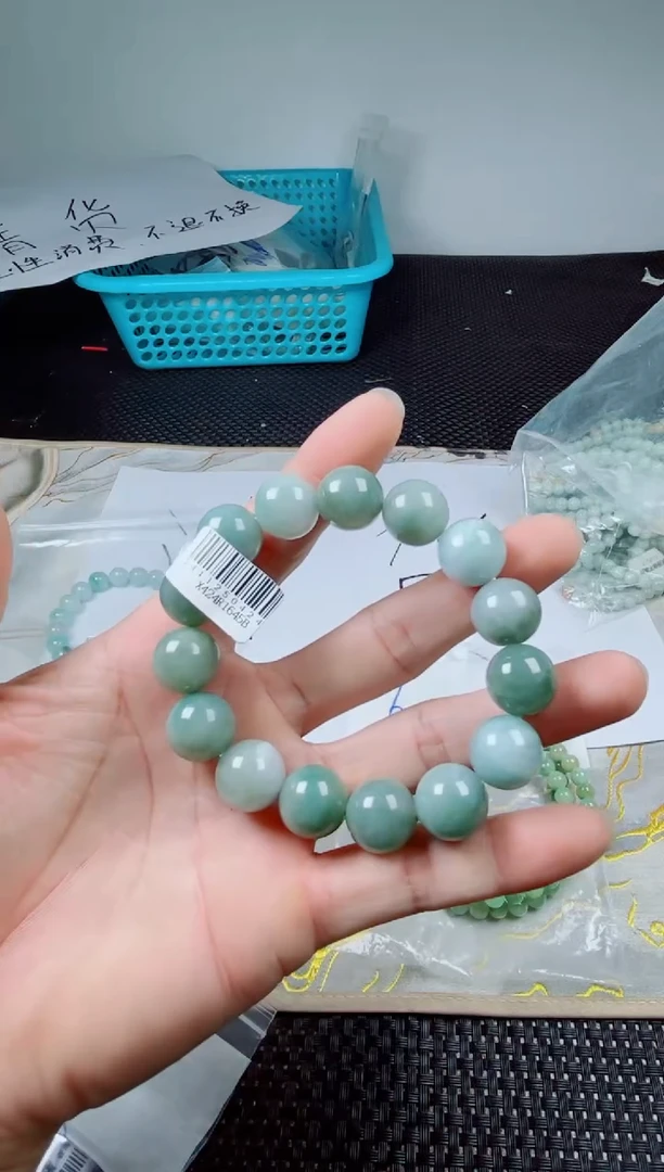 未镶嵌定制翡翠翡翠