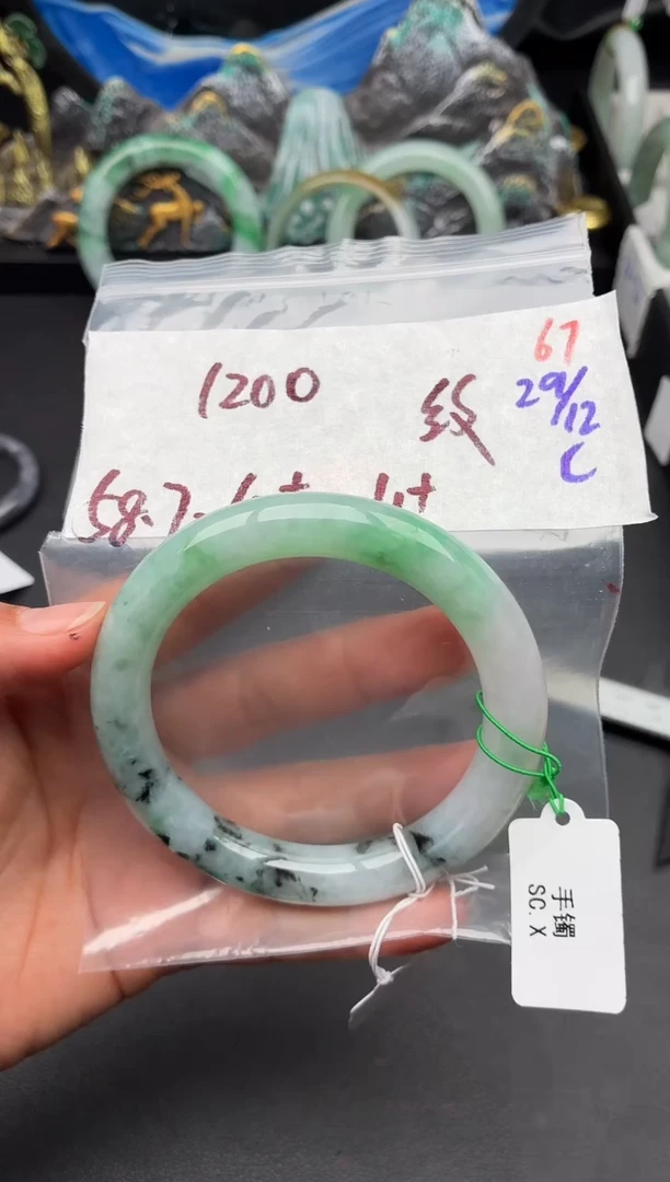 未镶嵌定制翡翠毛货需精细抛光多样性发1件67