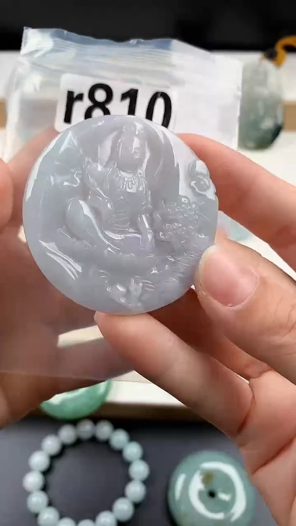 颈饰未镶嵌翡翠天然翡翠吊坠挂件