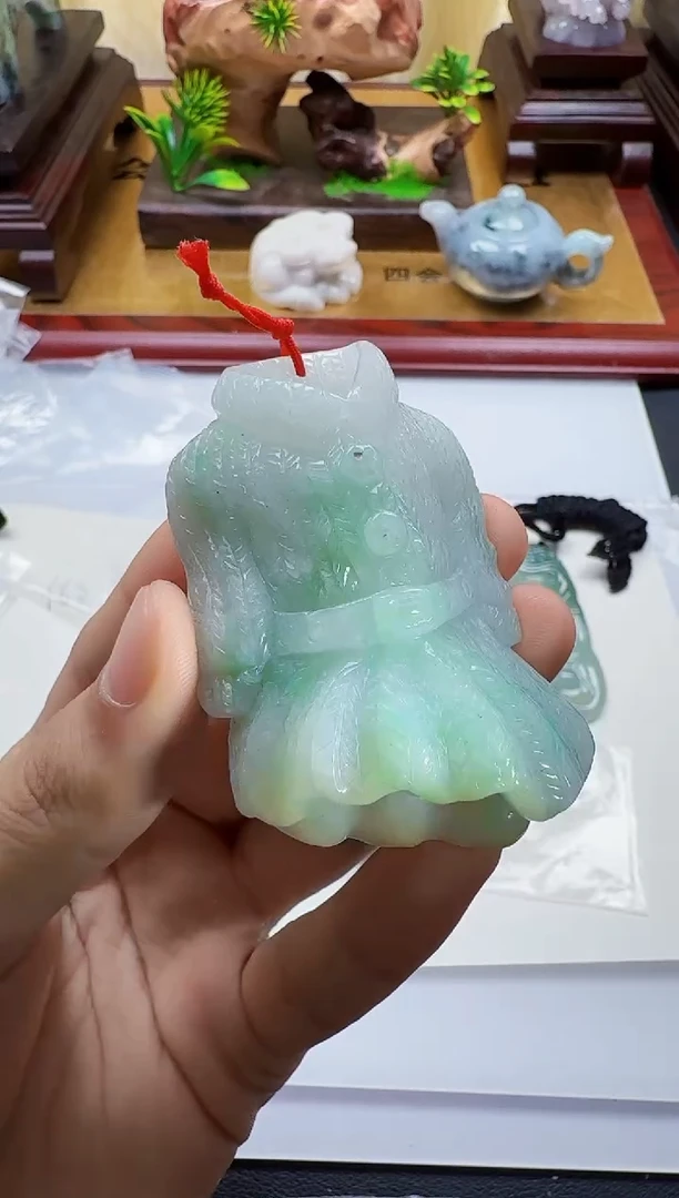 吊坠(不含链)未镶嵌翡翠1