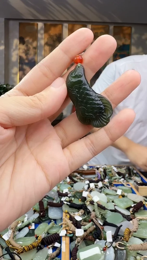 未镶嵌和田玉挂件拍一发一