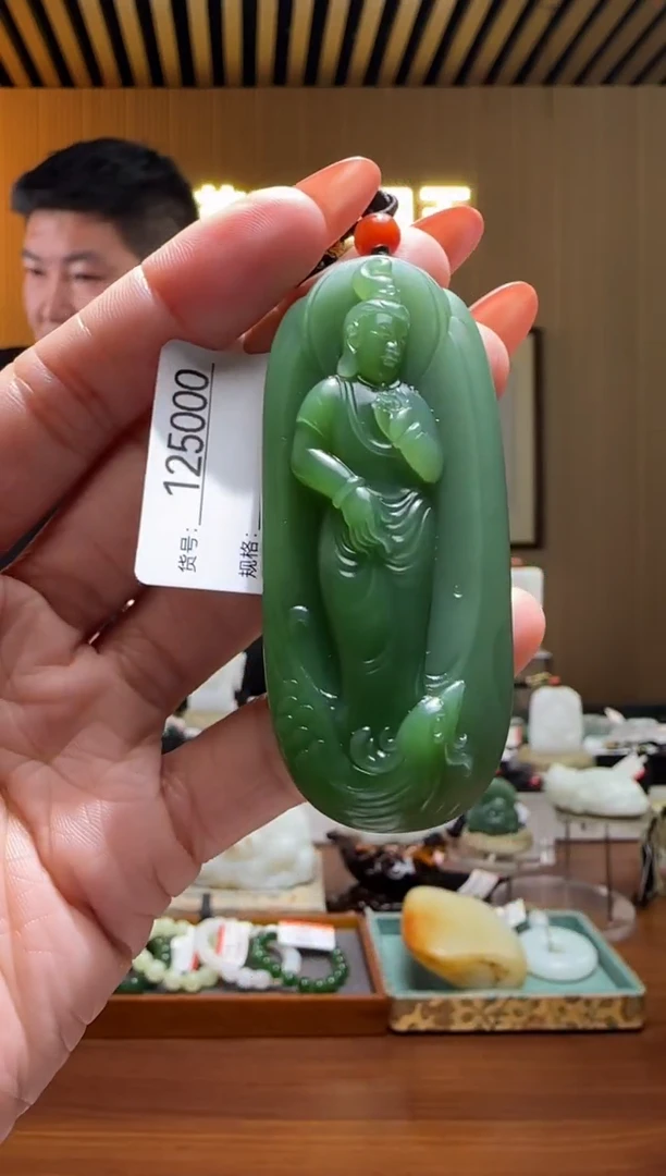 颈饰未镶嵌和田玉1