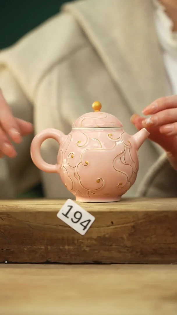 【闪购商品】瓷片设计师手作款 落单小茶壶