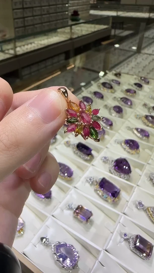 颈饰银S925镶嵌碧玺吊坠多样性发设计款