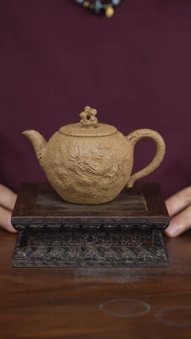 【闪购商品】紫砂茶壶隐龙供春 黄金段泥 200cc