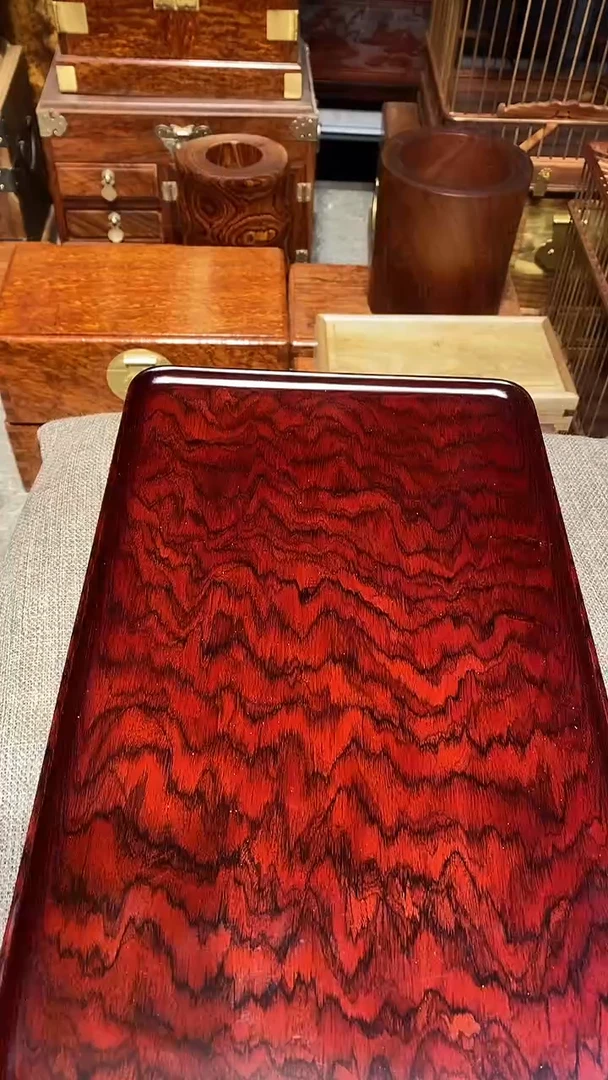 【闪购商品】红酸枝木类木艺茶盘一个