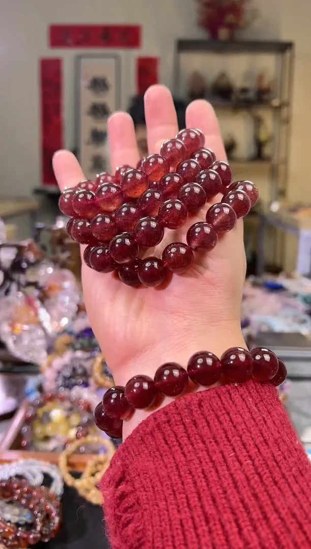 【闪购商品】石英质玉手链未镶嵌鸽血红手串13mm＋（多样性发其一）