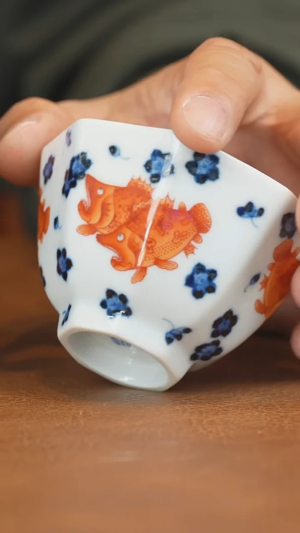 八方矾红桃花鳜鱼杯