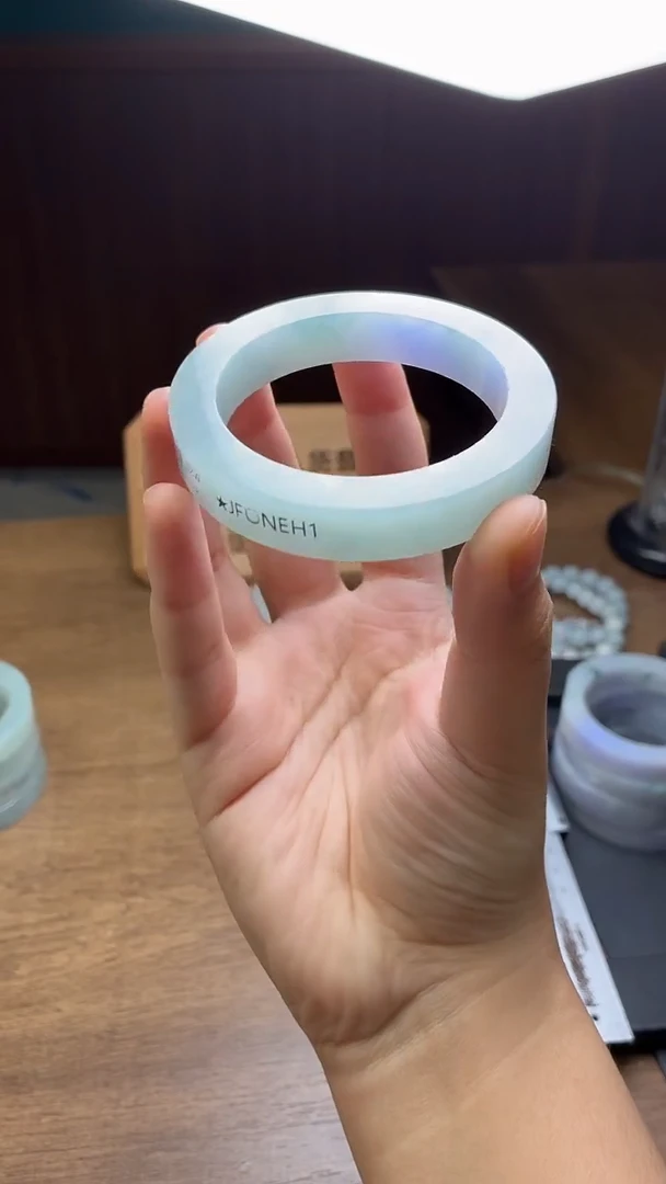 未镶嵌手镯定制翡翠猴***熊定制