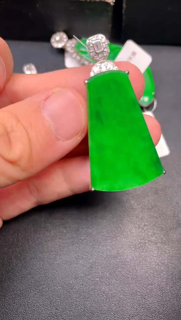 吊坠(不含链)银S925镶嵌翡翠吊坠