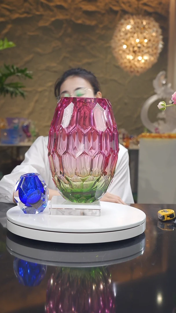 陶瓷金红绿凹面花瓶带底座带蓝色香薰瓶