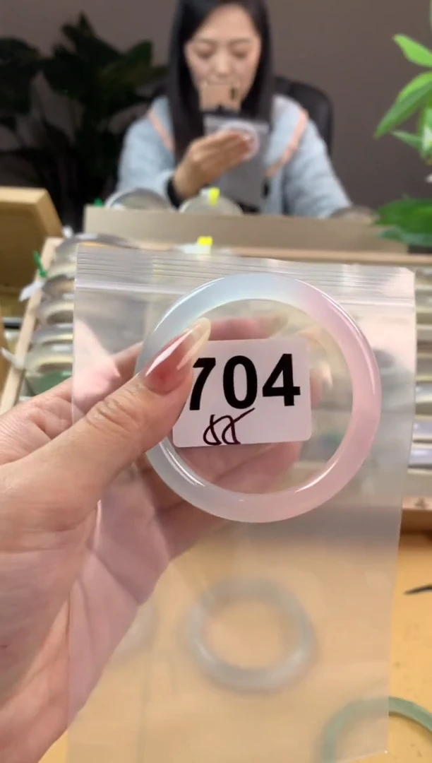 【闪购商品】玛瑙/玉髓手镯未镶嵌704