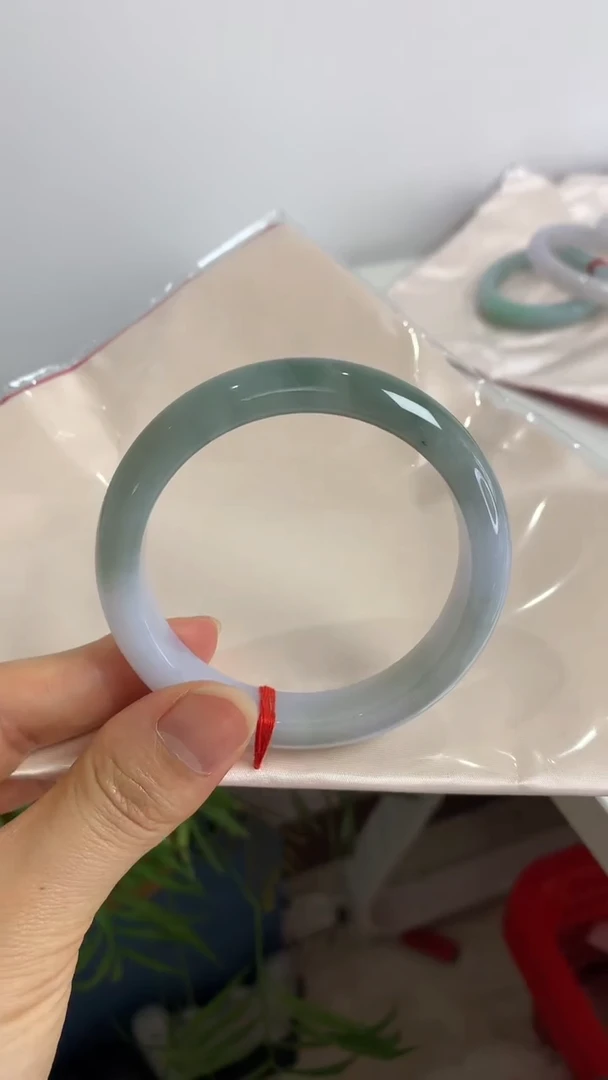 未镶嵌手镯翡翠58半山水