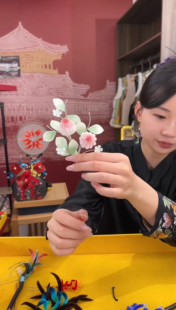 【闪购商品】刺绣非遗绒花（发饰）