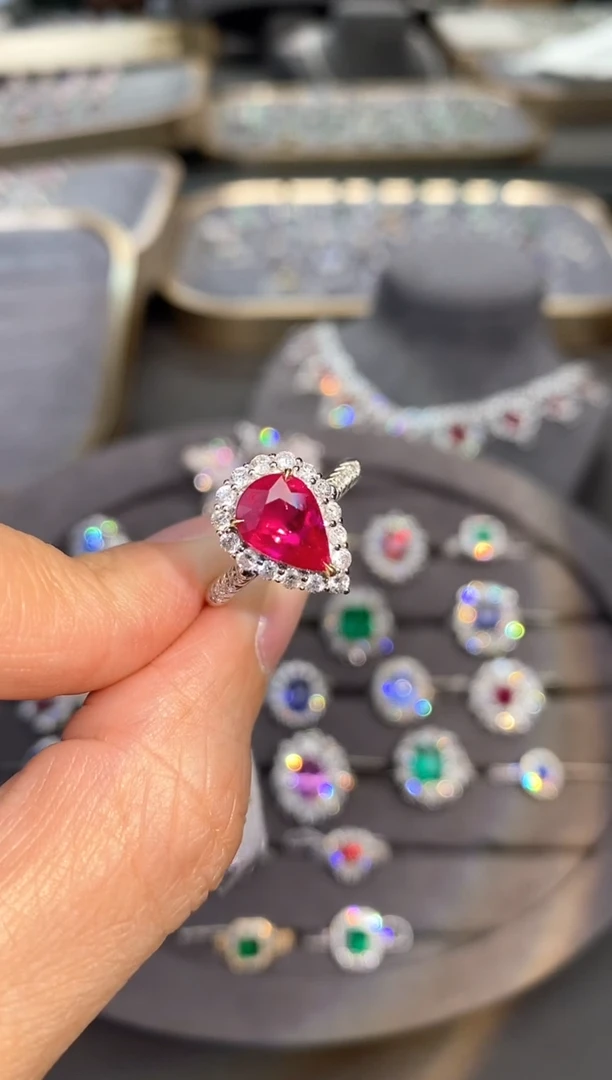 【闪购商品】红宝石戒指18K金镶嵌2.04ct/新年开工价-缅甸