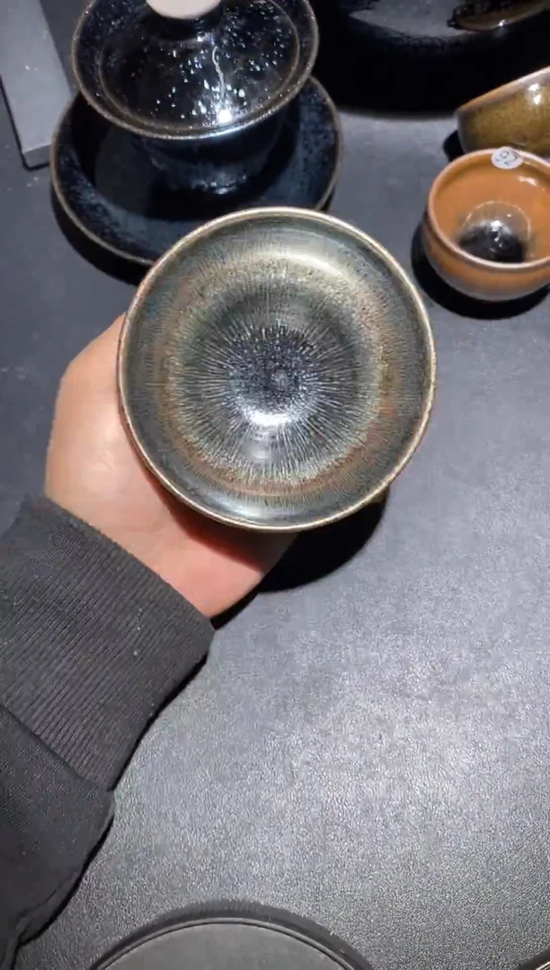 茶盏旃***佛           188