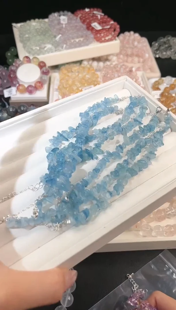 水晶手链未镶嵌多样性发一海蓝宝手链