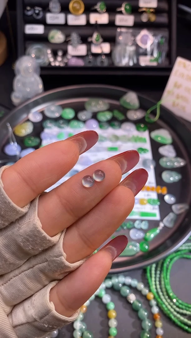 【闪购商品】翡翠挂件未镶嵌蛋