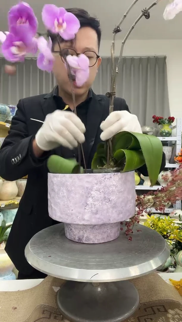 【1.1】花盆链接 高：15  口：19