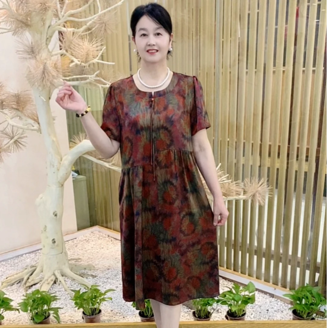 夏季妈妈装时尚洋气显瘦复古气质中老年宽松大码中长款新款连衣裙