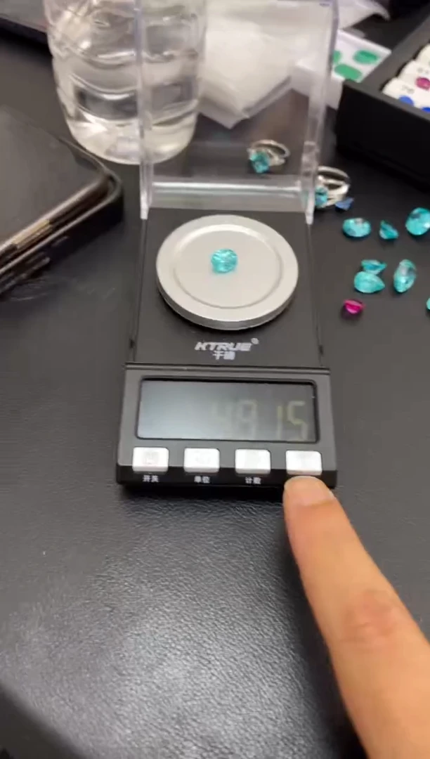 合成（培育）石榴石裸石未镶嵌培育帕拉伊巴