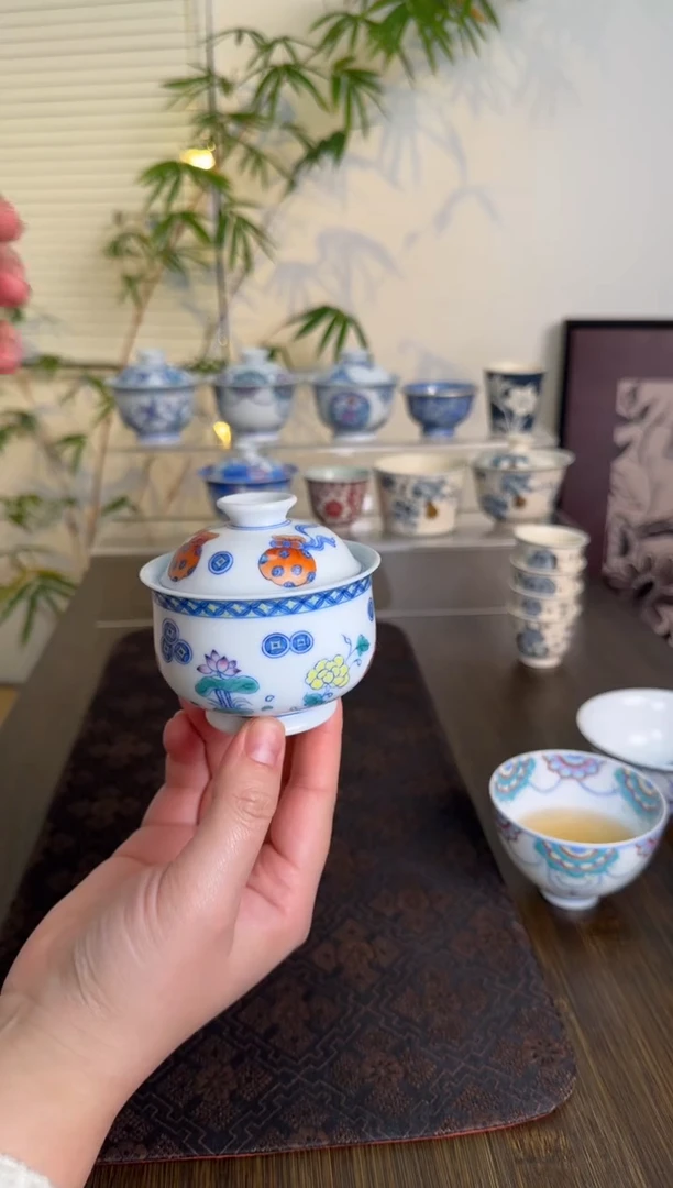 【闪购商品】景德镇斗彩手绘盖碗