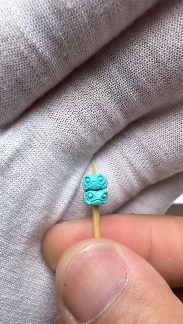 【闪购商品】绿松石青蛙扣一对未镶嵌直径6厚3