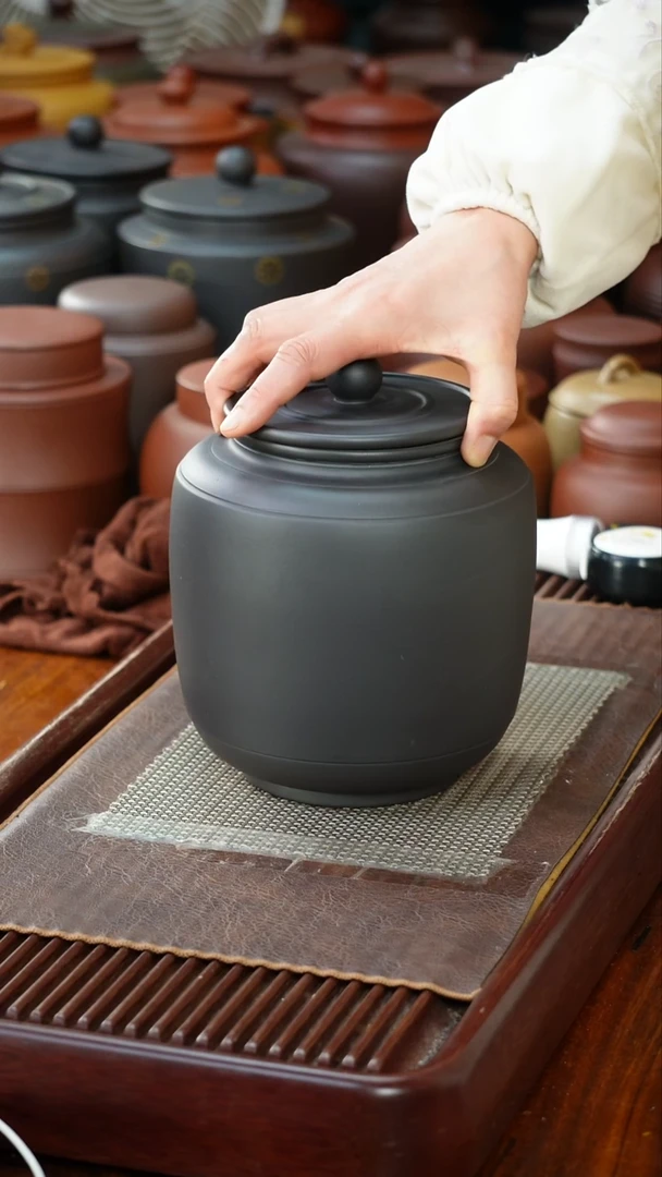 宜兴原矿紫砂茶叶罐